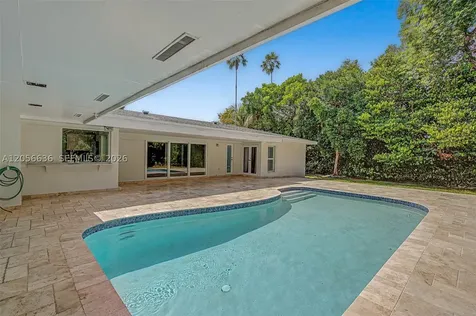 15540 SW 82nd Court Palmetto Bay FL 33157