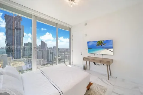 700 NE 26th Terrace Miami FL 33137