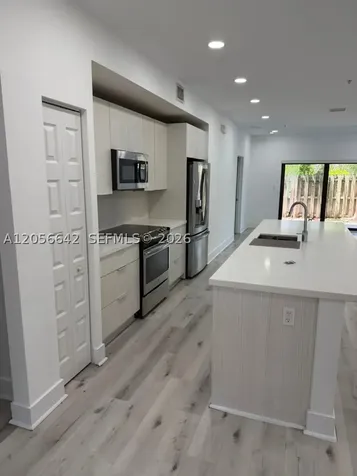 7865 NW 104th Avenue Doral FL 33178