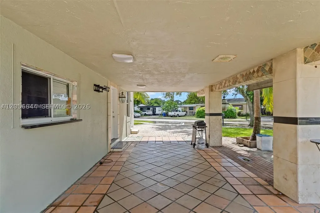 6045 Dawson Street Hollywood FL 33023