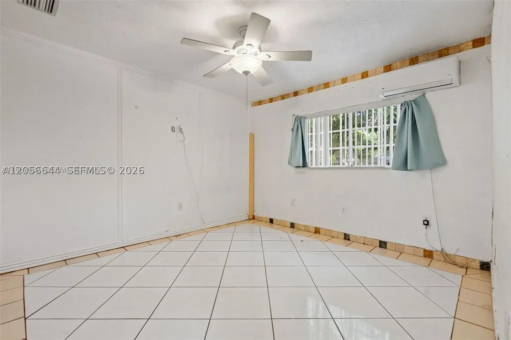 6045 Dawson Street Hollywood FL 33023