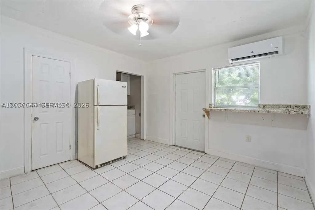 6045 Dawson Street Hollywood FL 33023