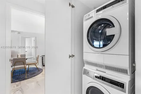 6039 Collins Avenue Miami Beach FL 33140