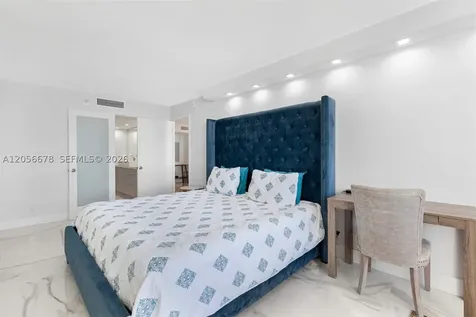 6039 Collins Avenue Miami Beach FL 33140
