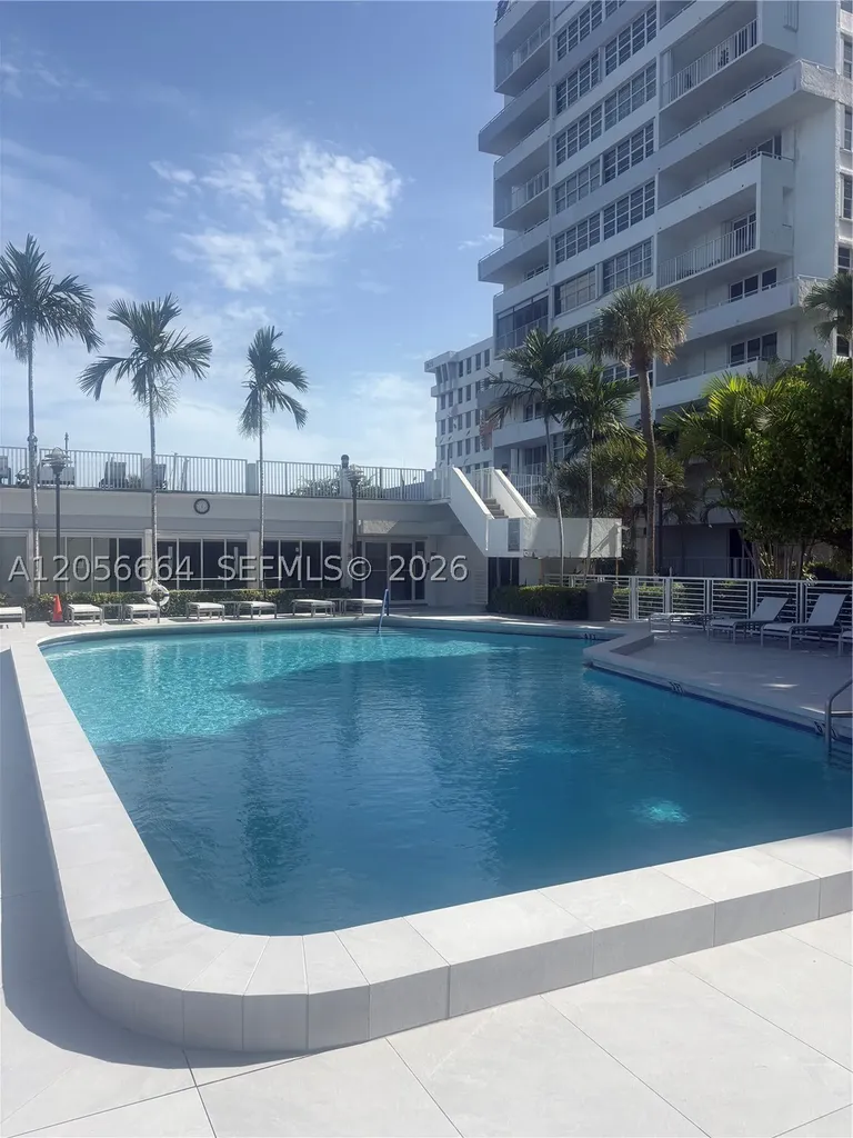 1170 N Federal Highway Fort Lauderdale FL 33304