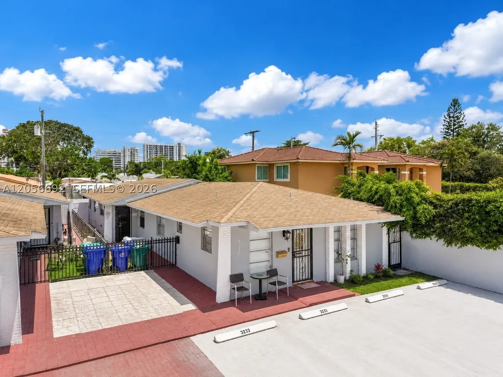 3231 SW 25th Street Miami FL 33133