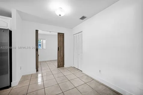 3231 SW 25th Street Miami FL 33133