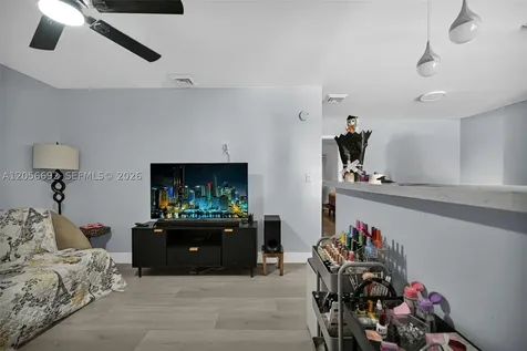 3231 SW 25th Street Miami FL 33133