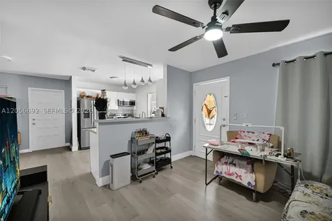 3231 SW 25th Street Miami FL 33133