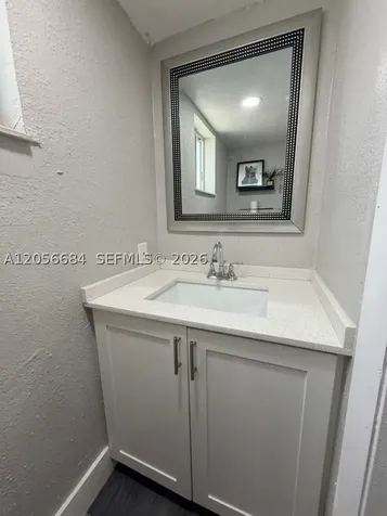 1500 NE 151st Street Miami FL 33162