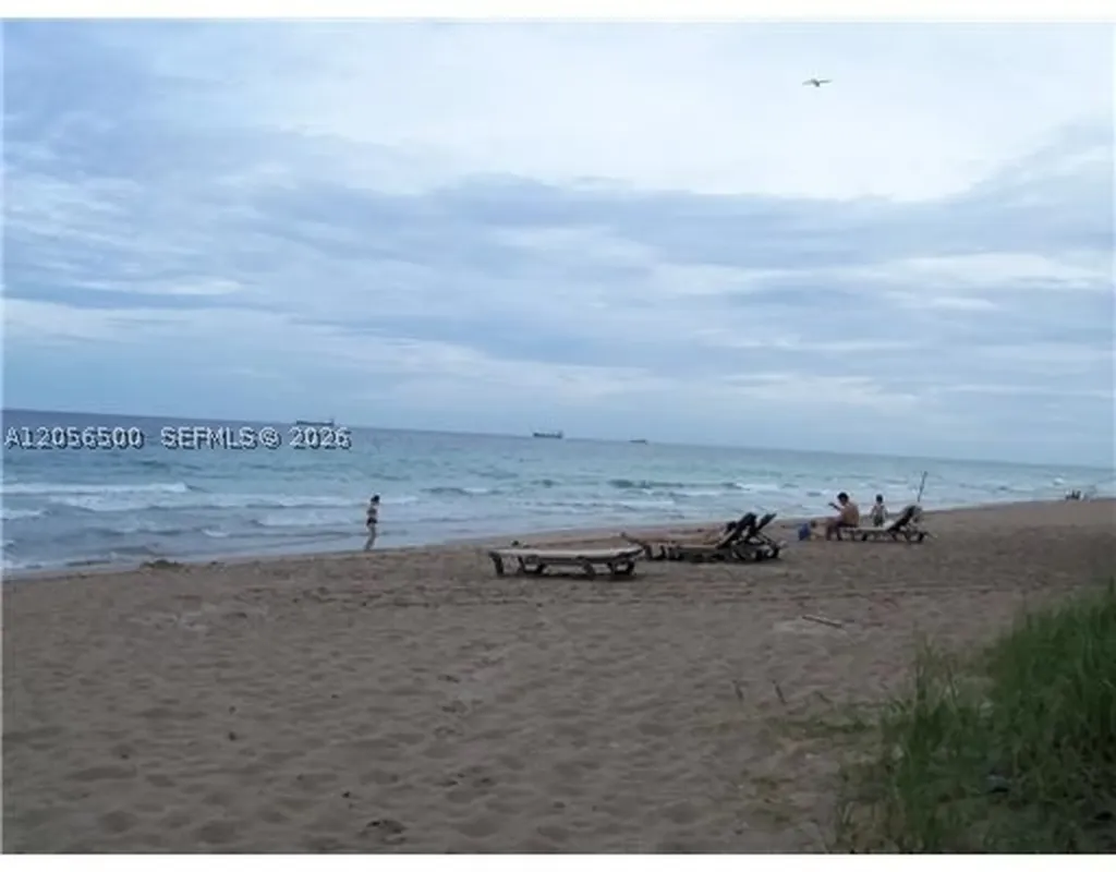2121 N Ocean Boulevard Fort Lauderdale FL 33305