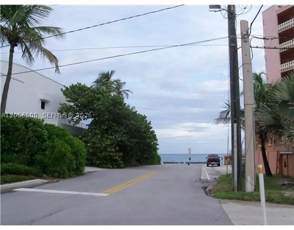 2121 N Ocean Boulevard Fort Lauderdale FL 33305