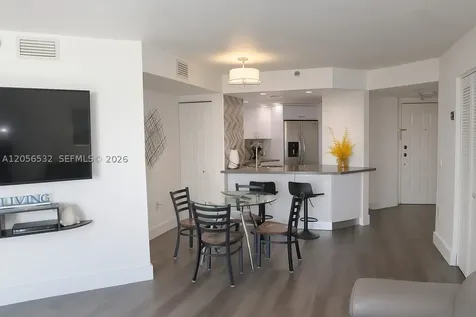 5880 Collins Avenue Miami Beach FL 33140