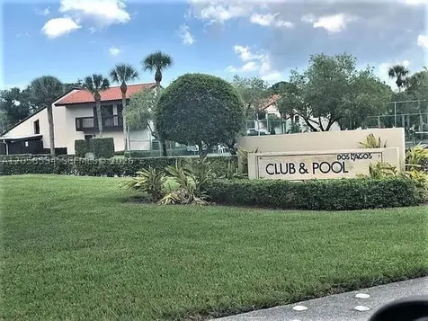 16 Via De Casas Sur Boynton Beach FL 33426