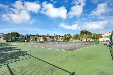 16 Via De Casas Sur Boynton Beach FL 33426