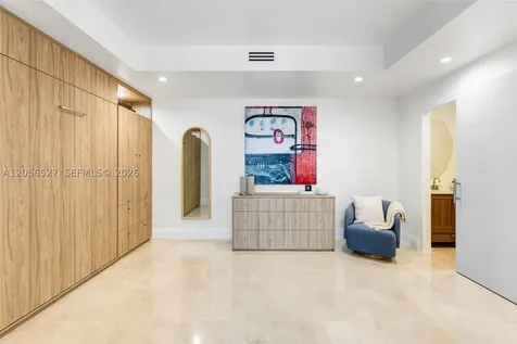 3020 Mcdonald Street Miami FL 33133