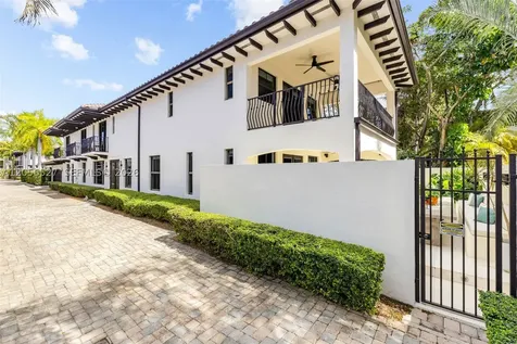 3020 Mcdonald Street Miami FL 33133