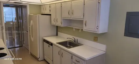 1300 Saint Charles Place Pembroke Pines FL 33026
