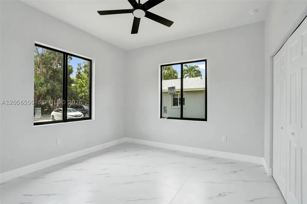 2445 SW 43rd Terrace Fort Lauderdale FL 33317