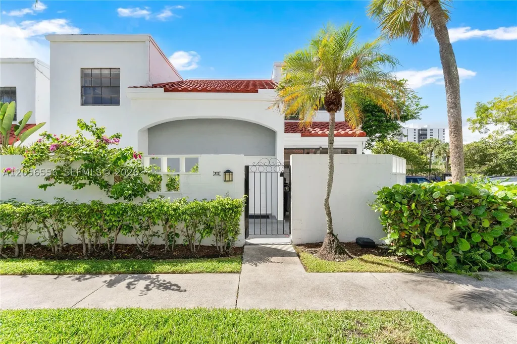 20903 Leeward Court Aventura FL 33180