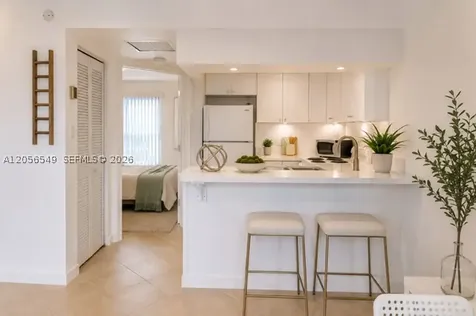 345 Michigan Avenue Miami Beach FL 33139