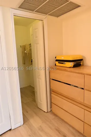 5555 Collins Avenue Miami Beach FL 33140