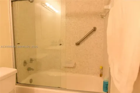 5555 Collins Avenue Miami Beach FL 33140