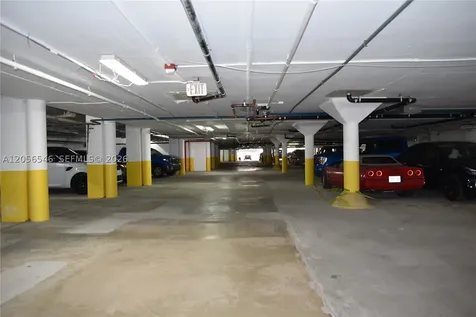 5555 Collins Avenue Miami Beach FL 33140