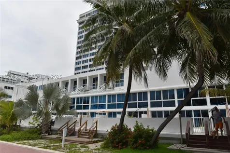 5555 Collins Avenue Miami Beach FL 33140
