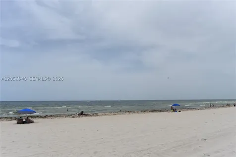 5555 Collins Avenue Miami Beach FL 33140