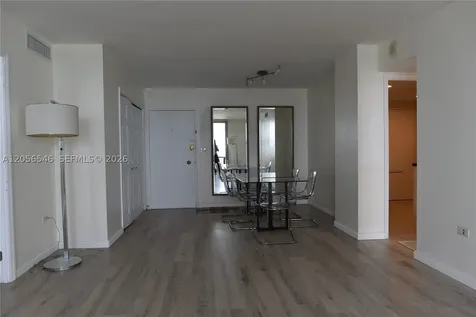 5555 Collins Avenue Miami Beach FL 33140