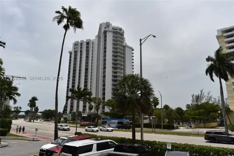 5555 Collins Avenue Miami Beach FL 33140