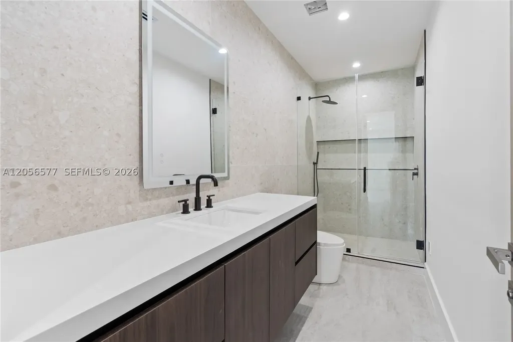 1234 NE 17th Terrace Fort Lauderdale FL 33304