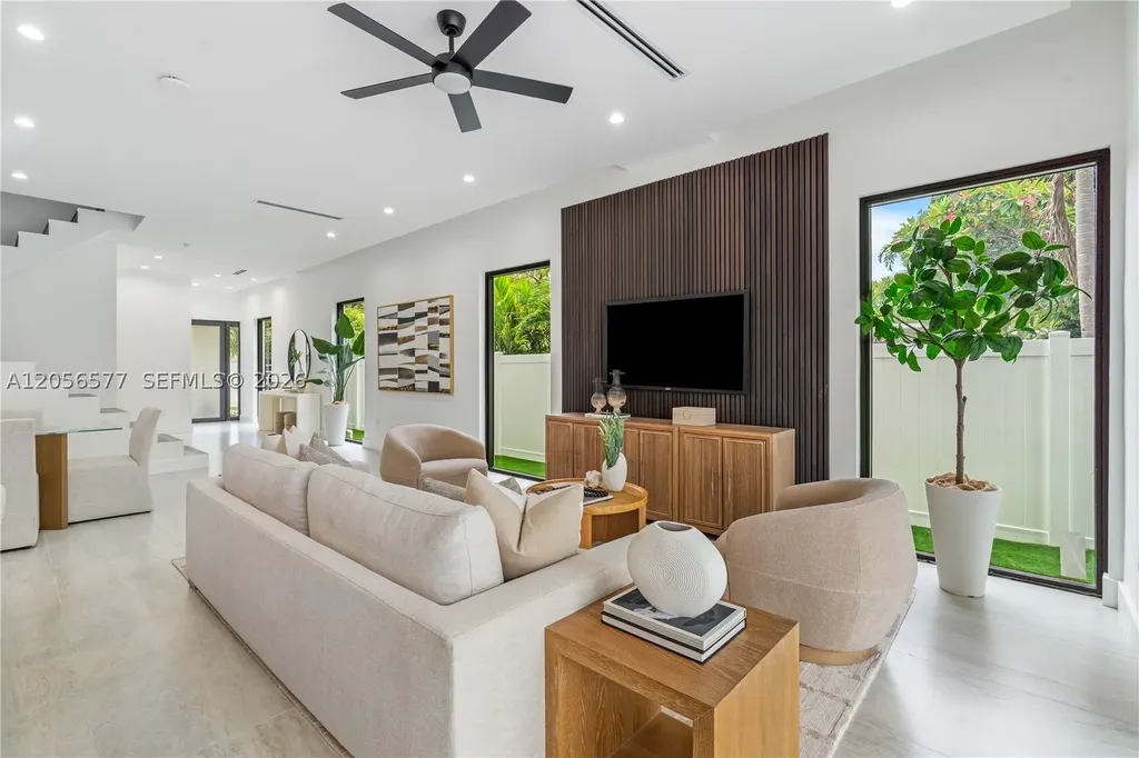 1234 NE 17th Terrace Fort Lauderdale FL 33304