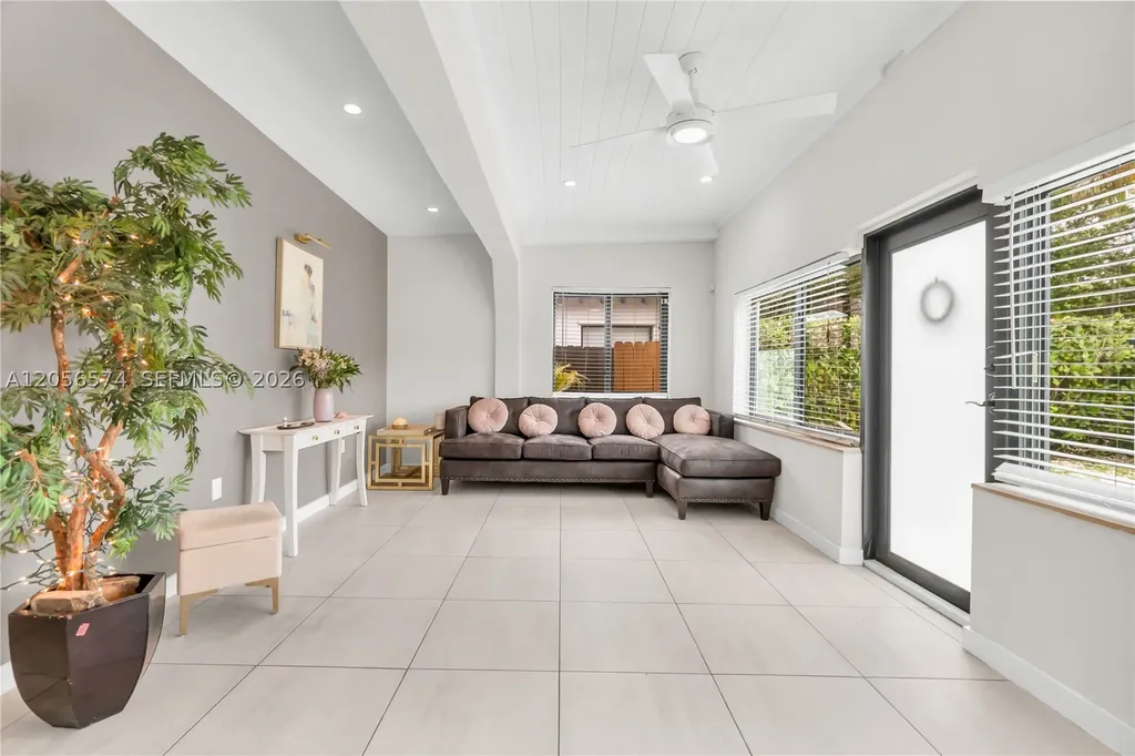 1340 NW 4th Avenue Fort Lauderdale FL 33311