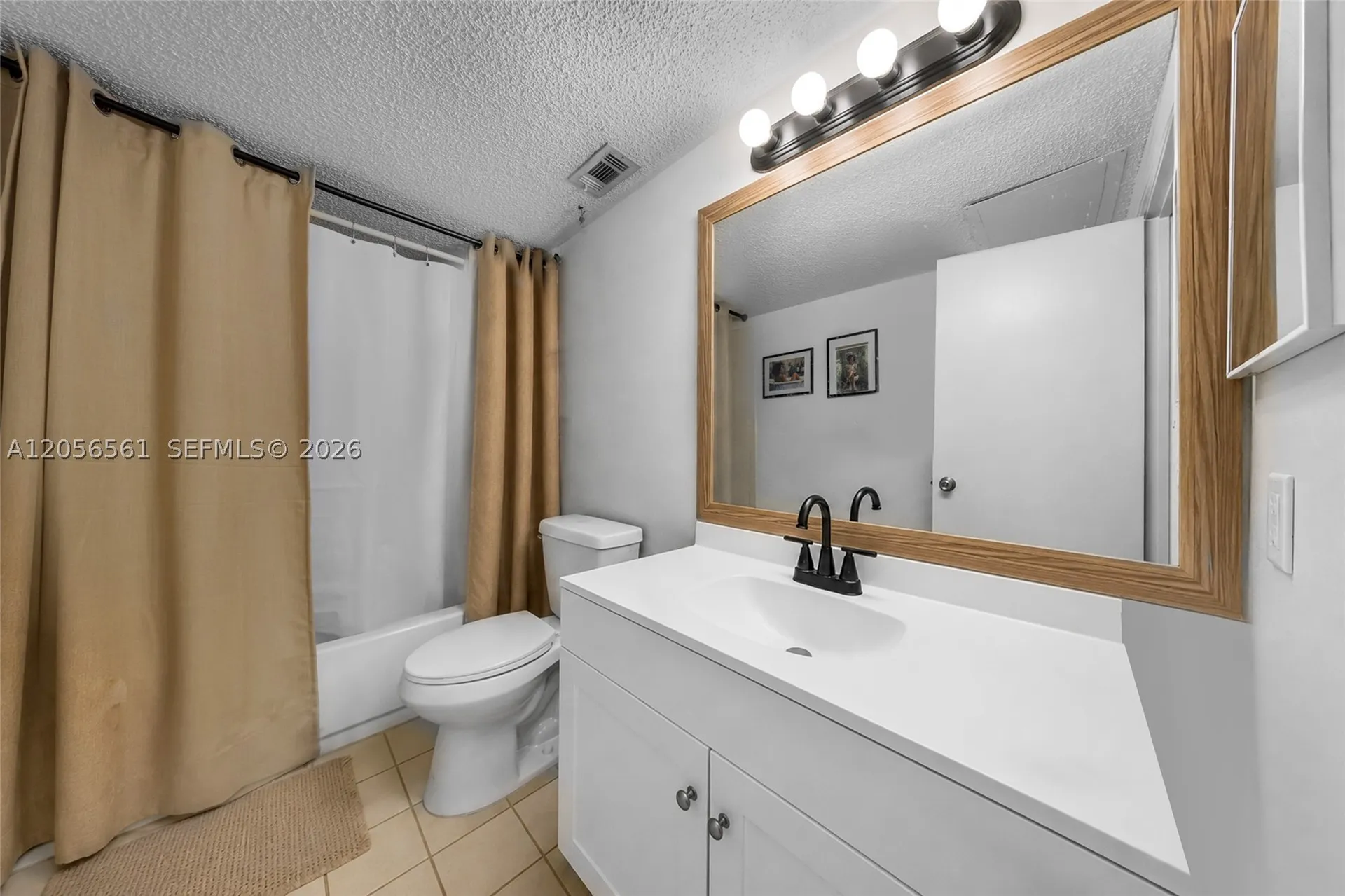 4025 W Mcnab Road Pompano Beach FL 33069