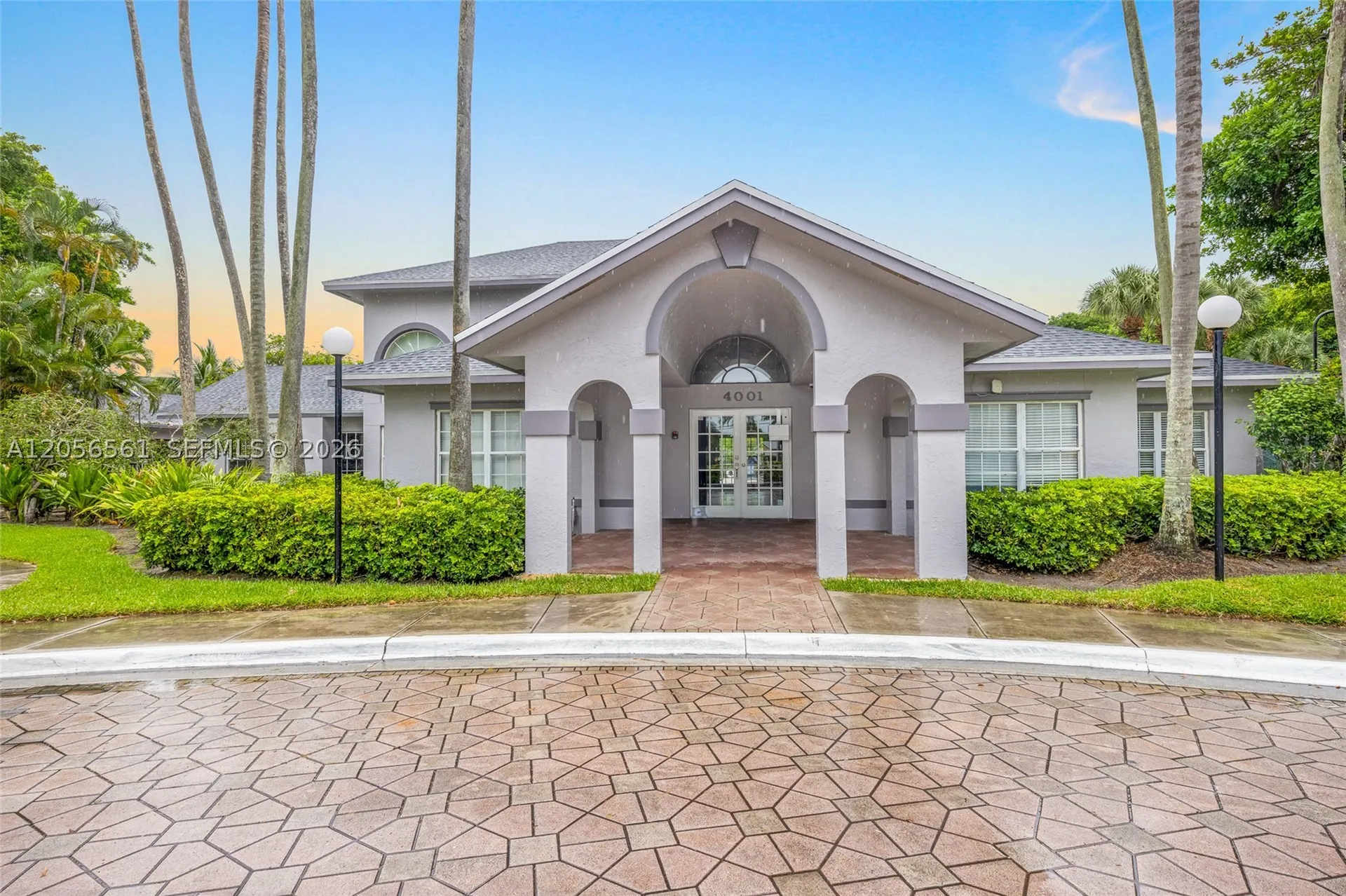 4025 W Mcnab Road Pompano Beach FL 33069