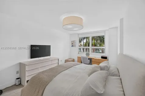 2000 N Bayshore Drive Miami FL 33137