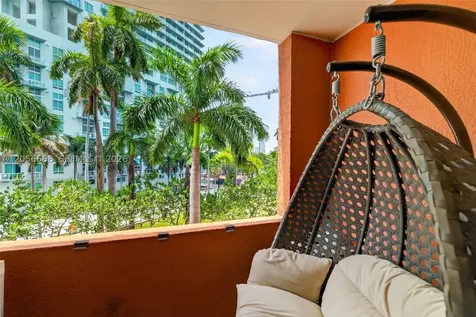 2000 N Bayshore Drive Miami FL 33137