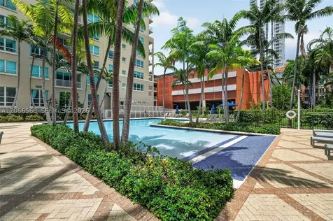 2000 N Bayshore Drive Miami FL 33137