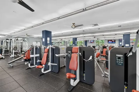 2000 N Bayshore Drive Miami FL 33137