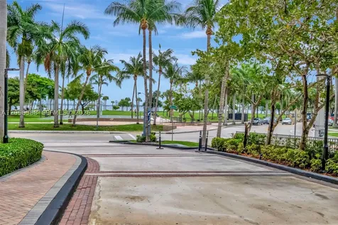 2000 N Bayshore Drive Miami FL 33137