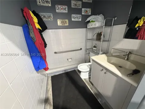 Mechanic Shop NW For Sale Hialeah Gardens FL 33018