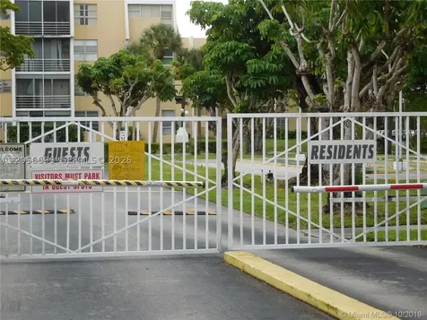 940 NE 199th Street Miami FL 33179