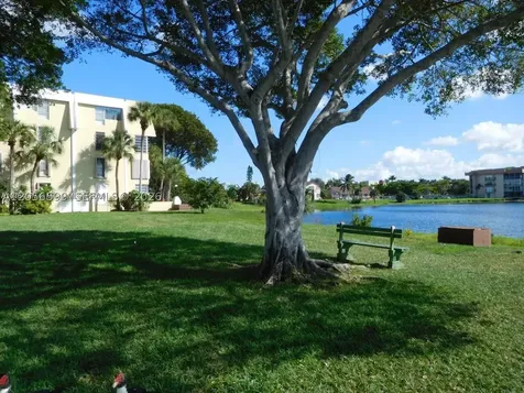940 NE 199th Street Miami FL 33179