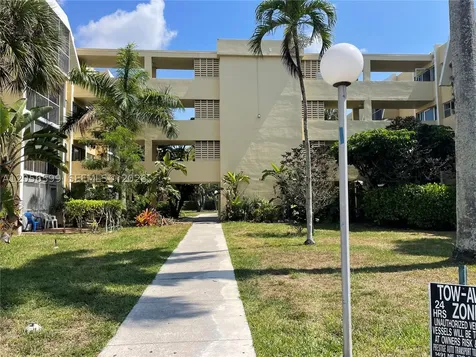 940 NE 199th Street Miami FL 33179