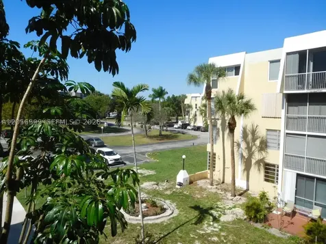 940 NE 199th Street Miami FL 33179