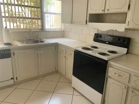 940 NE 199th Street Miami FL 33179