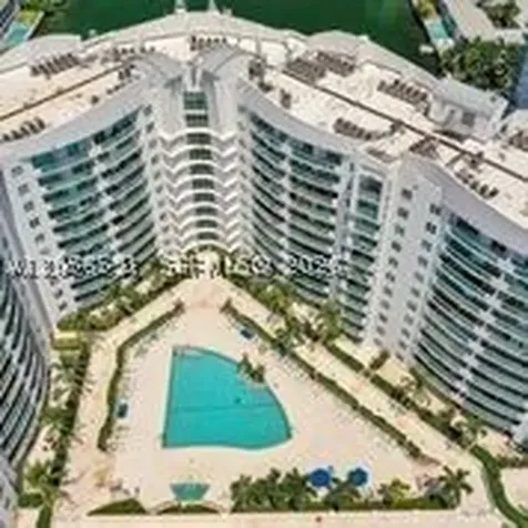 7918 Harbor Island Drive North Bay Village FL 33141