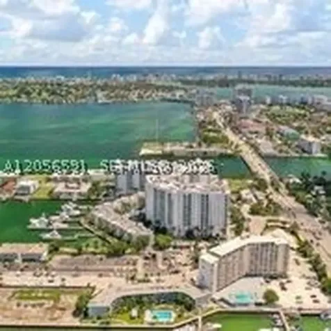 7918 Harbor Island Drive North Bay Village FL 33141